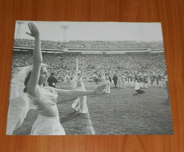 1960 Press Photo Miami Orange Bowl Halftime Show Harem Girls and Marching Bands