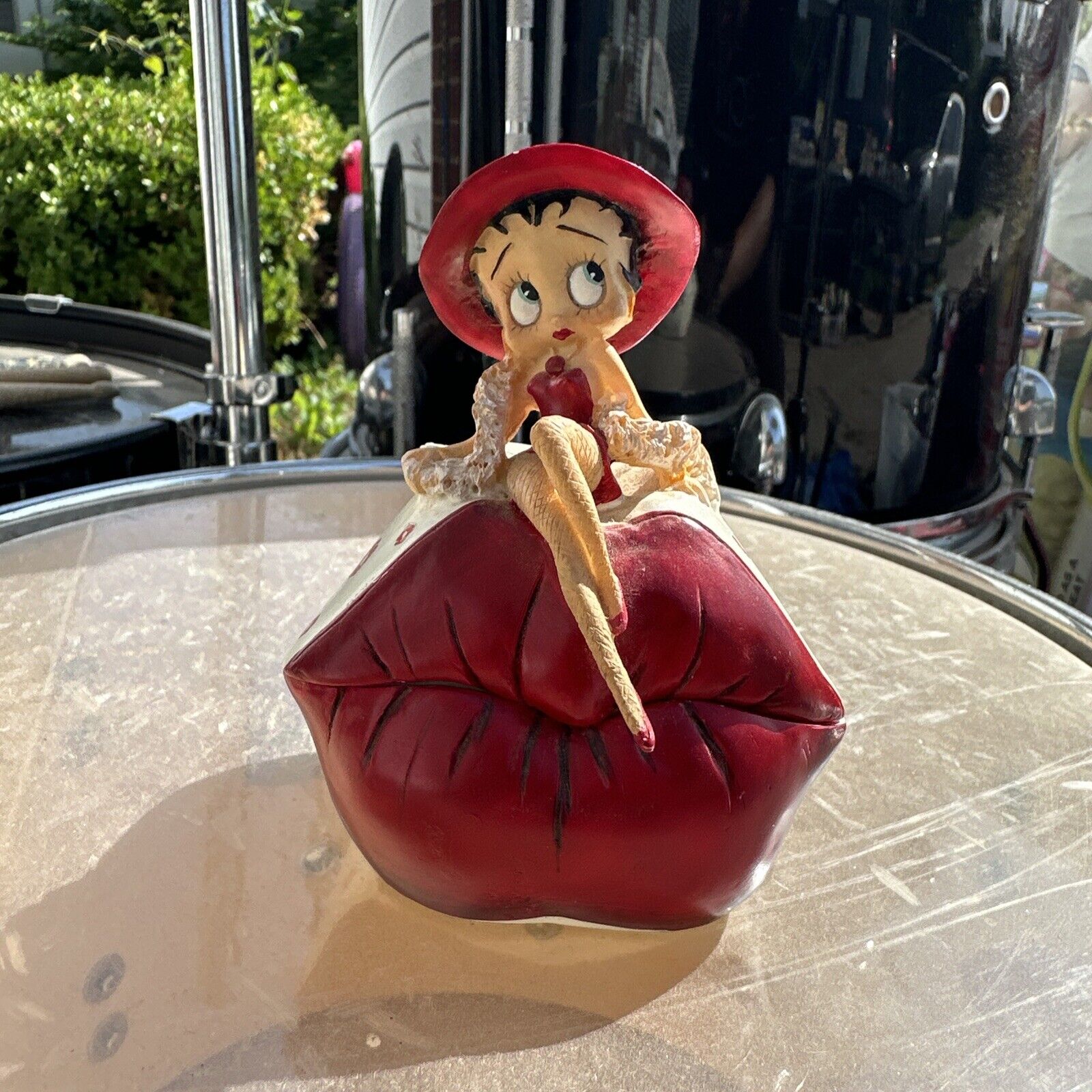 Betty Boop Lips Vintage Figurine  Trinket/Jewelry Box HARD TO FIND 