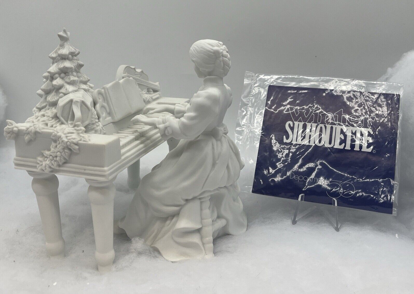 Dept 56 Winter Silhouette Accompanying A Carol 7835-2 Christmas Piano Retired