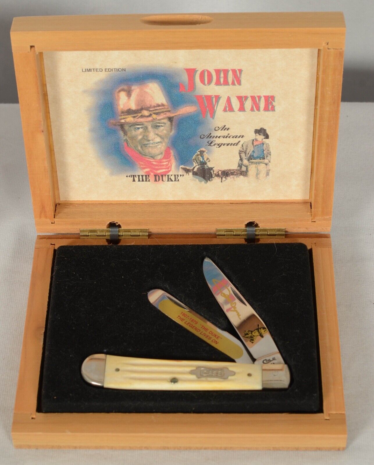 CASE XX Vintage JOHN WAYNE The Duke Limited to 1500 Collector Knife W/ Box NEW