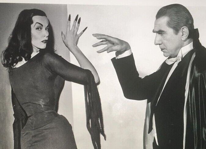 Maila NURMI & Bela LUGOSI as Dracula & Vampira Picture Photo Print 4\