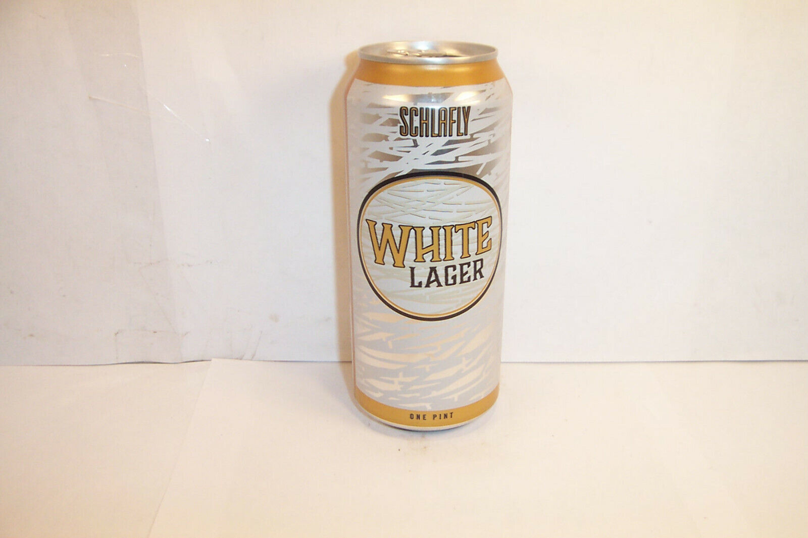 Schlafly White Lager   Micro  16oz    Saint Louis Brewery   St Louis MO