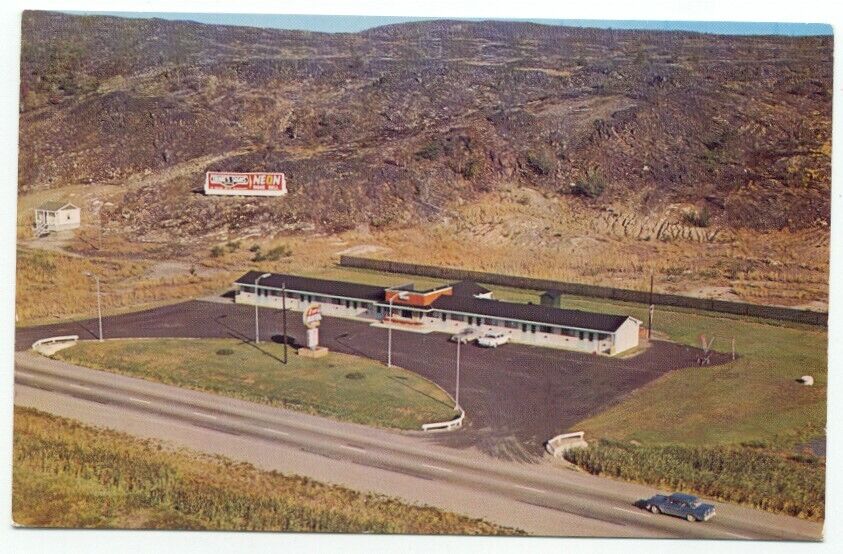 Sudbury Ontario Canada Leo\'s Motel Hwy.17 Postcard