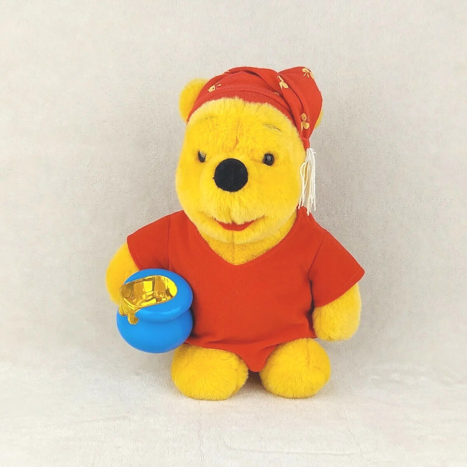 Winnie the Pooh 1998 Mattel Vintage Plush Glowing Pot 