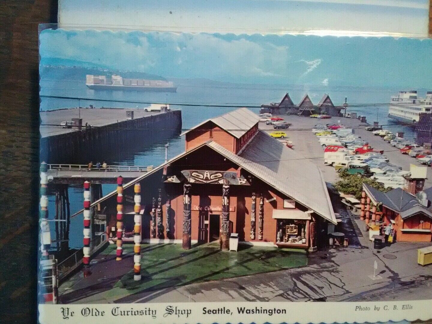 VINTAGE POST CARD AERIAL VIEW OVER YE OLD'E CURIOSITY SHOP  SEATTLE WASHINGTON