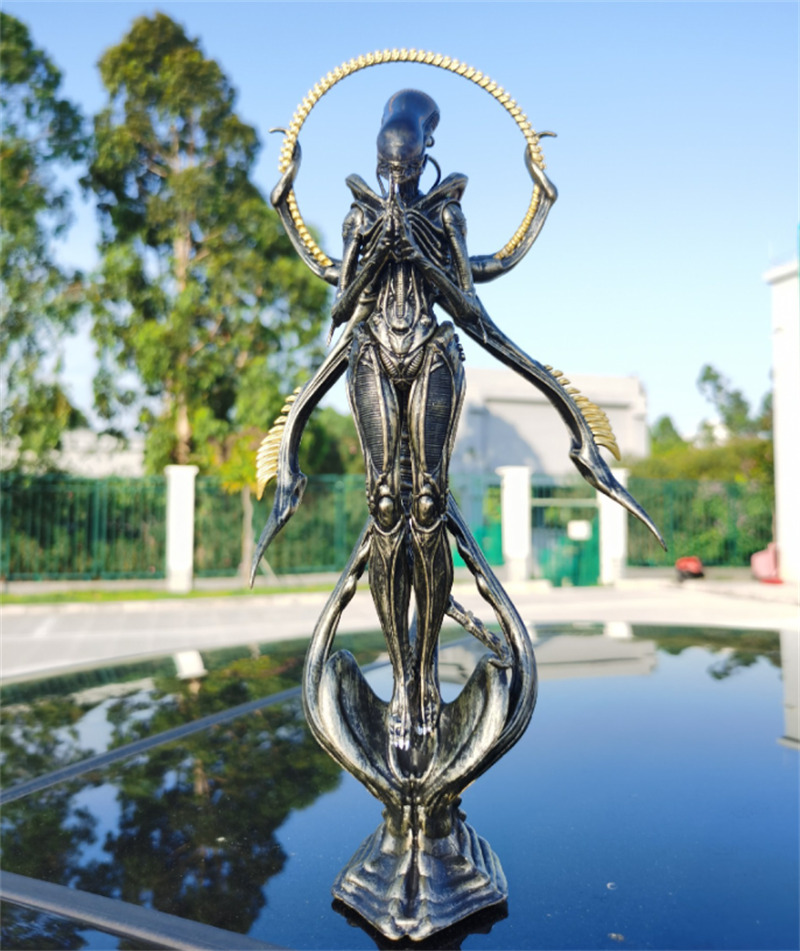 Aliens Vs Predator - Requiem Xenomorph PVC 28cm Figure Model Statue Toy Gift 