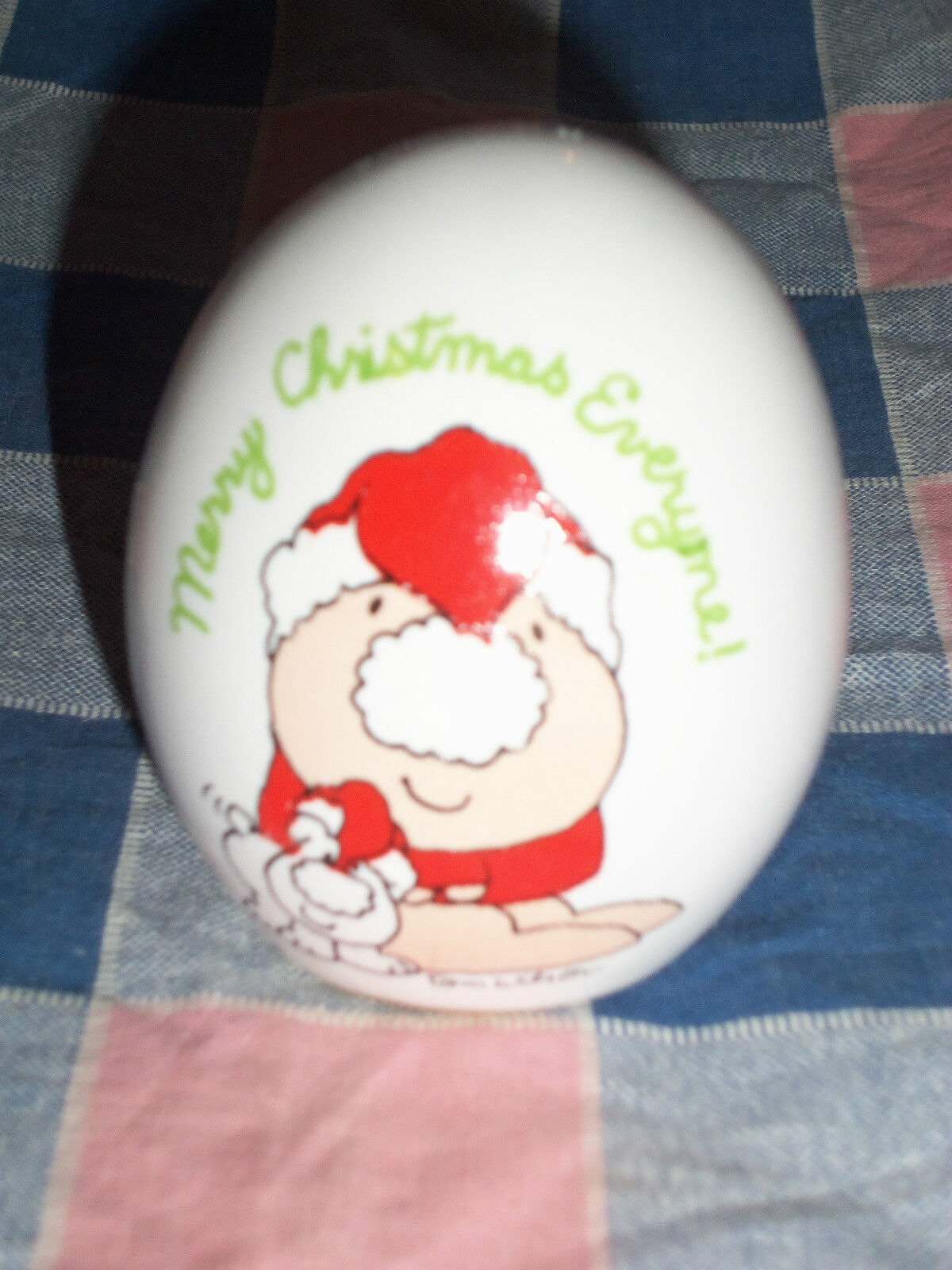 NOS Cute Older Ziggy Tom Wilson Egg  Merry Christmas Everyone  About 2 5/8\