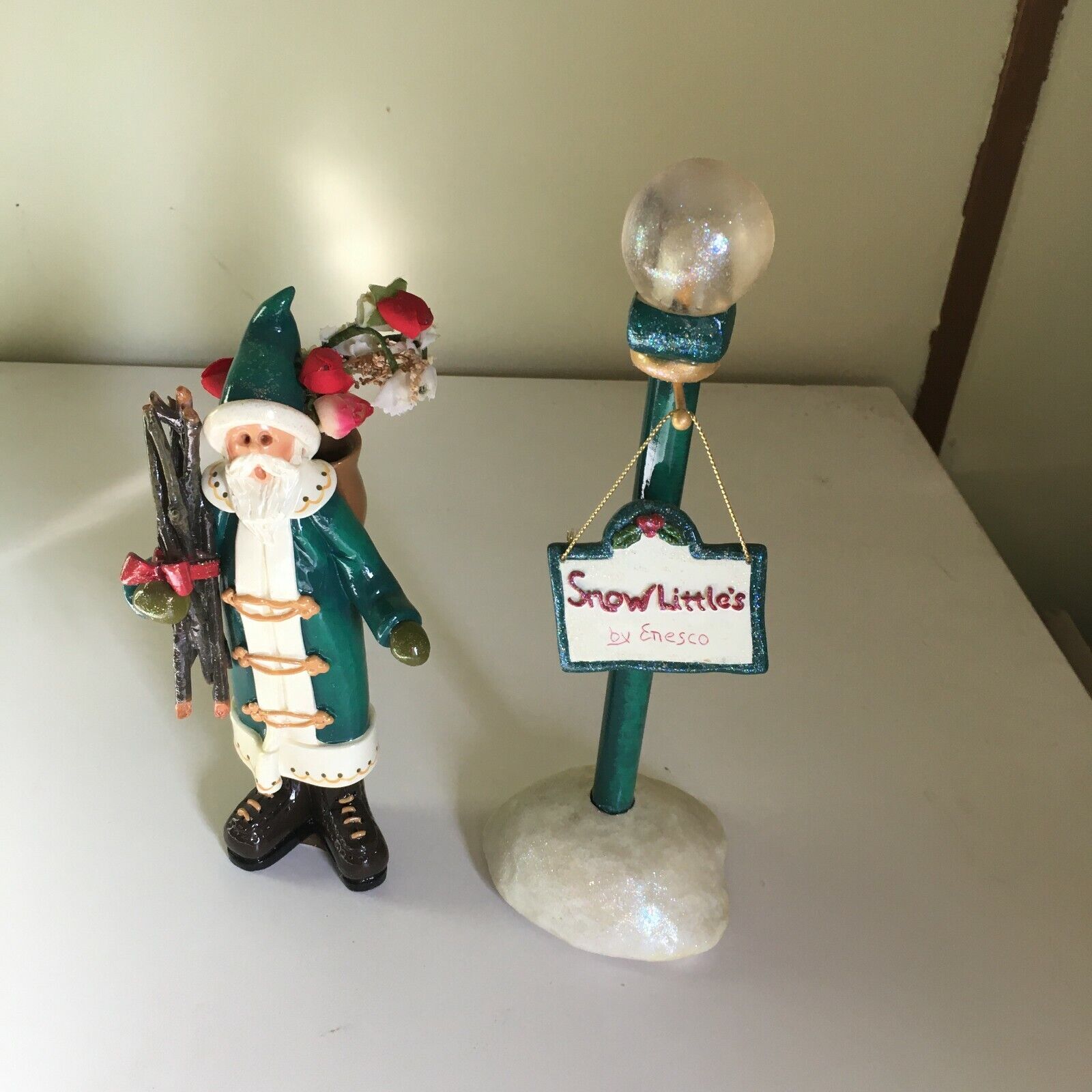 Santa with Knapsack Figurine & Musical Street Lamp-Donna Little/Enesco