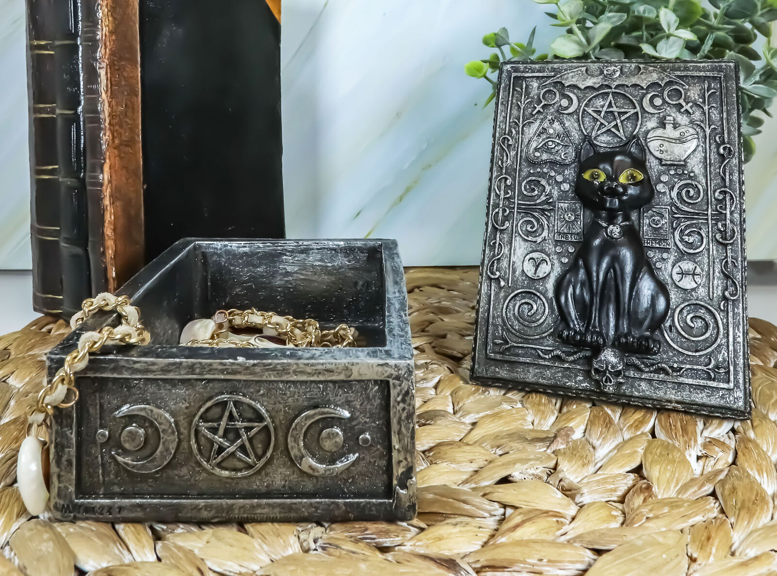 Fortune Telling Triple Moon Black Cat Wicca Tarot Cards Decorative Box Figurine