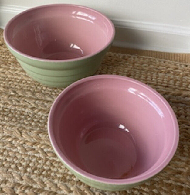 Set Of 2 vintage ceramic SE green pink mixing nesting bowls 10” 8”
