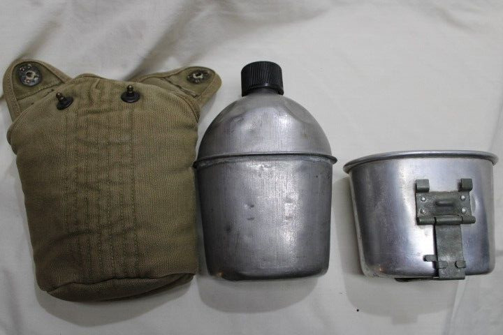 US Military Issue WW2 WWII 1944 Metal Water Canteen Canvas Pouch an Cup T2