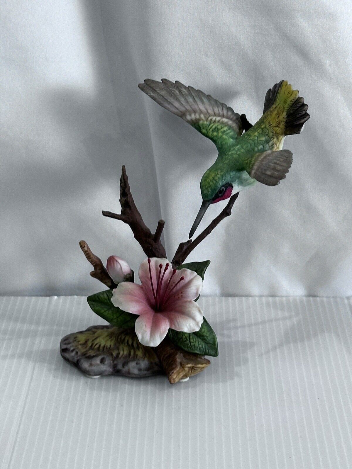 1989 Ruby-Throated Hummingbird on Azalea Maruri Figurine Fine Porcelain