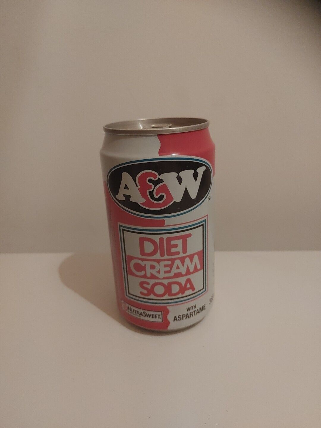 Vintage A&w Diet Cream Soda Can