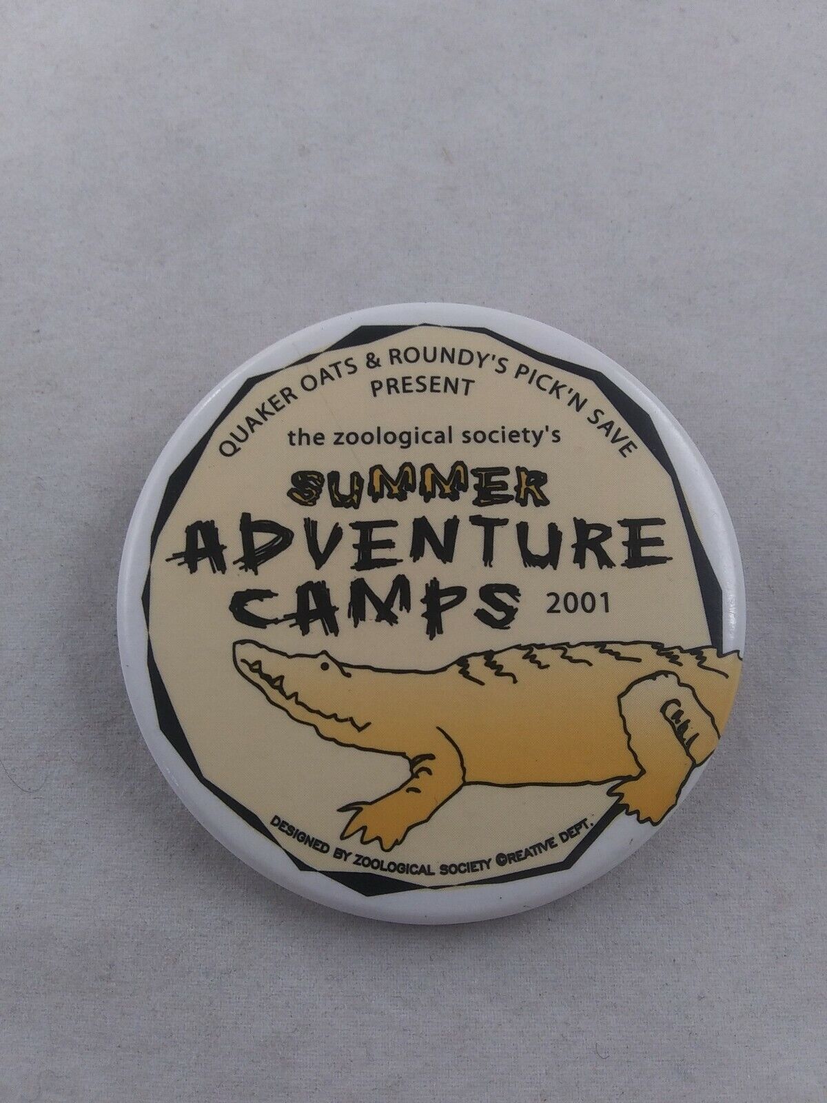 Quaker Oats Roundy\'s PICK N SAVE Summer Camp 2001 pin pinback button grocery *FF