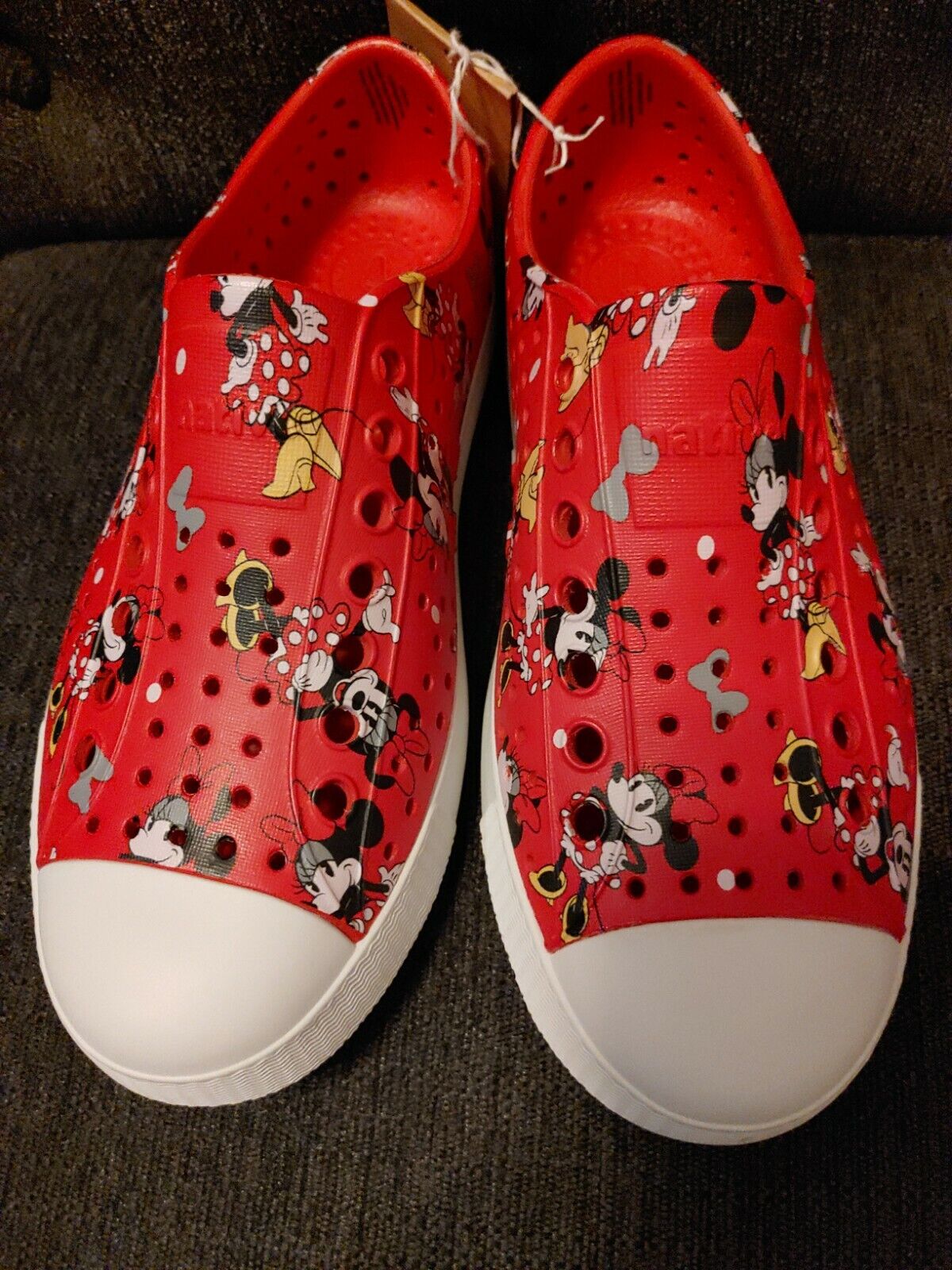 NEW 2021 DISNEY PARKS X NATIVE MINNIE MOUSE RED SLIP-ON SLIDES SHOES JEFFERSON 5