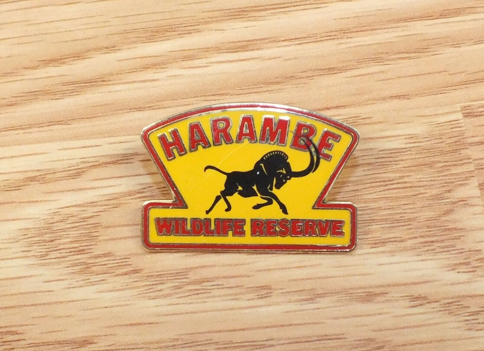 Genuine Disney Harambe Wildlife Reserve Collectible Animal Kingdom Pin **READ** 