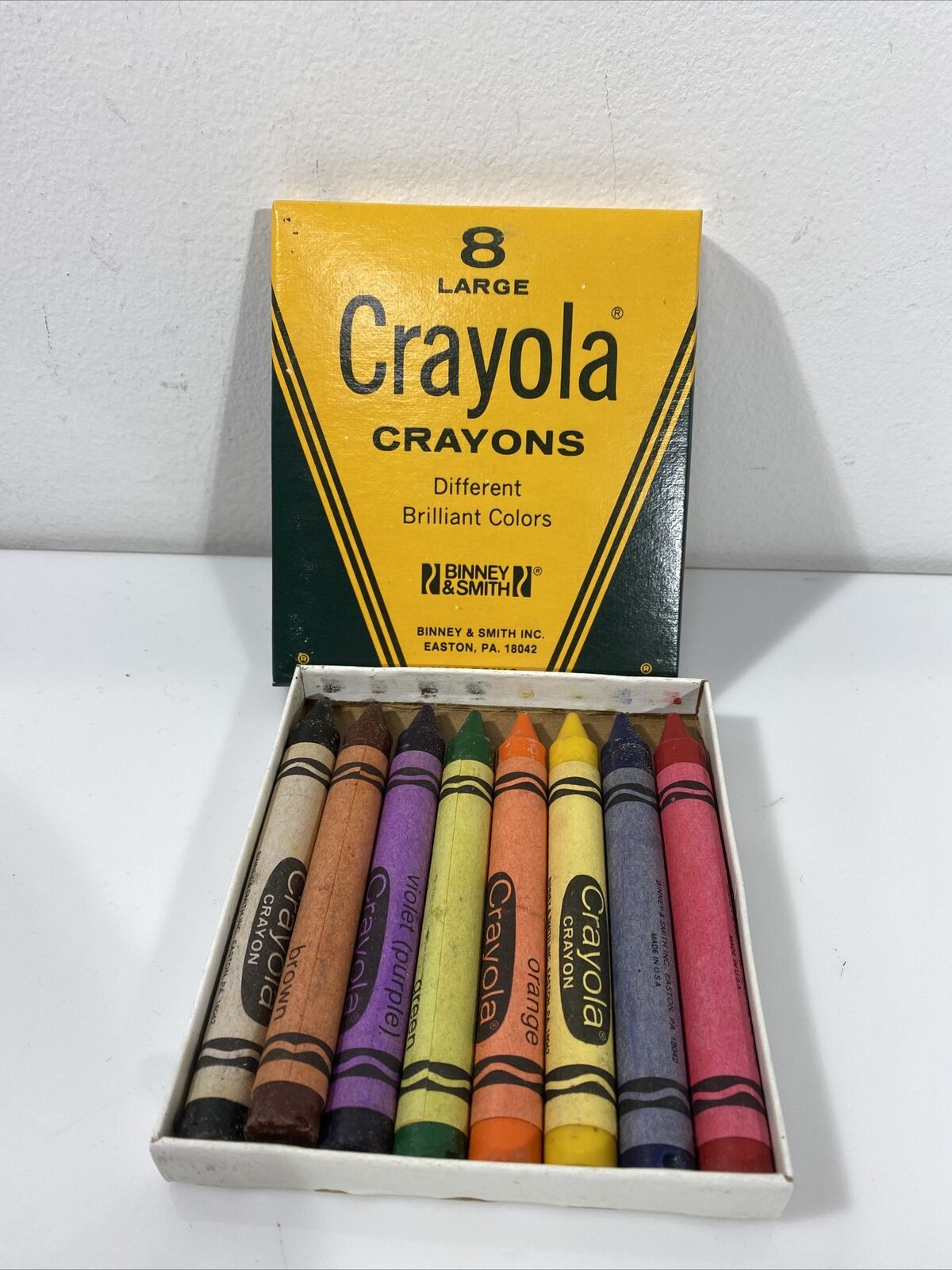 Vintage Crayola Crayons Box Different Brilliant Colors Binney & Smith No 8 