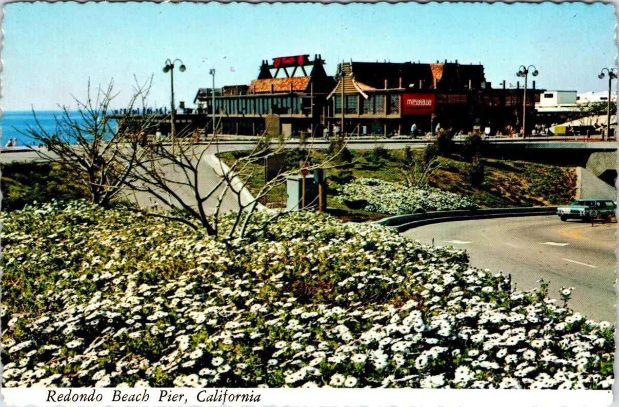 Redondo Beach, CA California PIER VIEW Restaurant~Shops ADVERTISING 4X6 Postcard