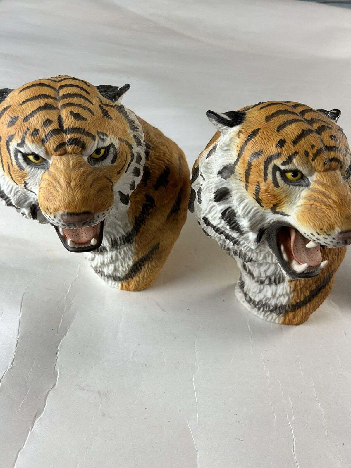 Franklin Mint Jay Matternes Siberian Tiger 2 Statues