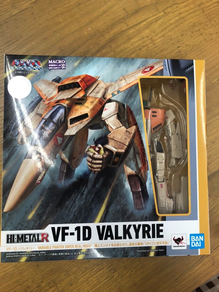 HI-METAL R The Super Dimension Fortress Macross VF-1D Valkyrie Figure Japan