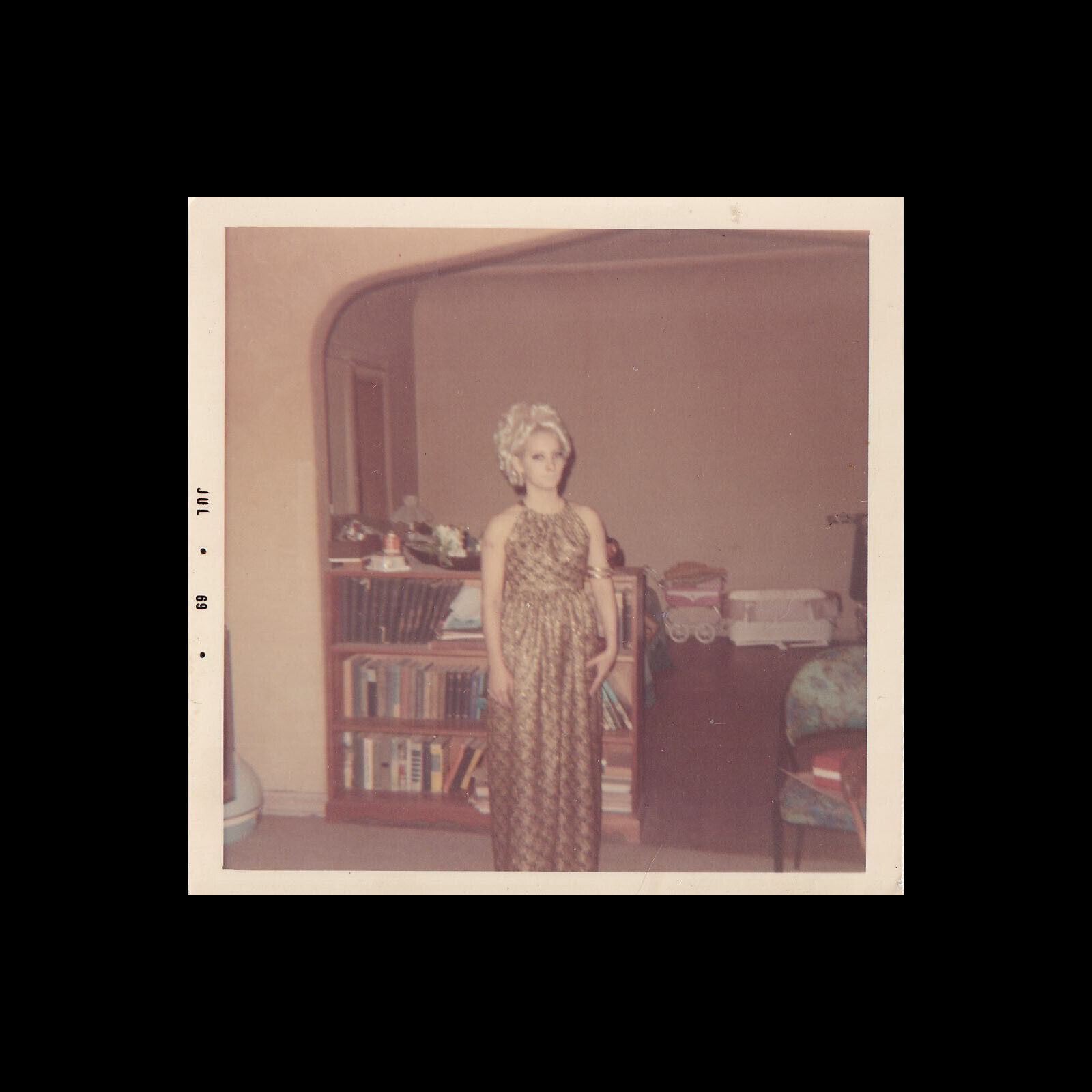 Old Color Photo 1969 BLONDE WOMAN WEARING GOLD DRESS IN LIVING ROOM \