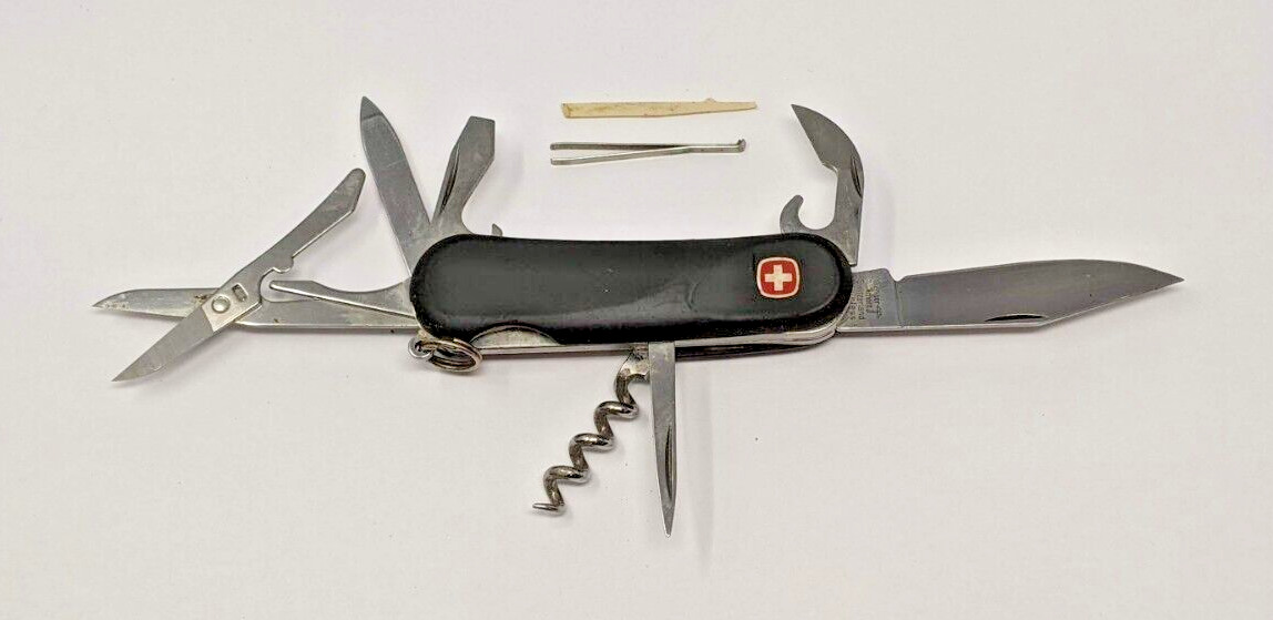 Retired Wenger Evo 14 Soft Touch Pocket Knife Scissors Medium Blade Awl