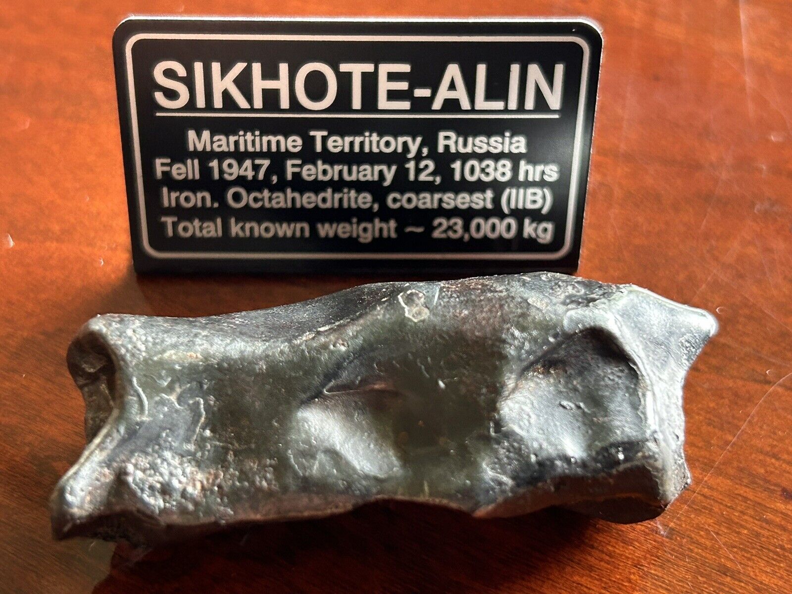 107 grams  Large Sikhote-Alin meteorite amazing specimen. 
