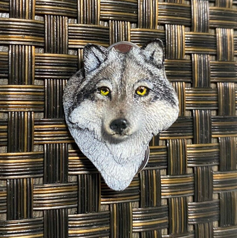 VINTAGE GG HARRIS WOLF HEAD FINE PEWTER COLLECTIBLE PIN RARE