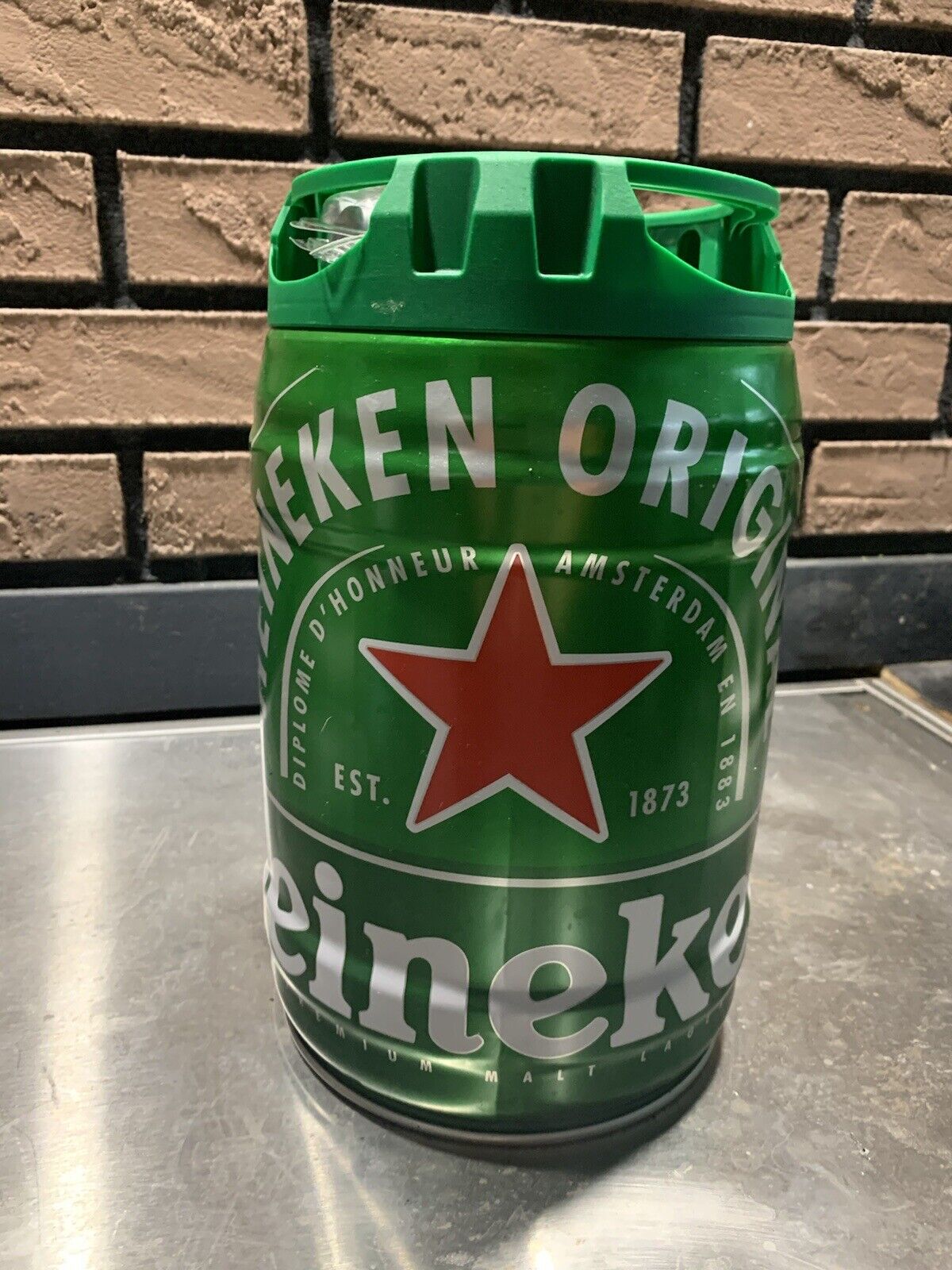 HEINEKEN MINI KEG Beer Can 5L 1.32 Gallons - EMPTY With Unused Taps Spout