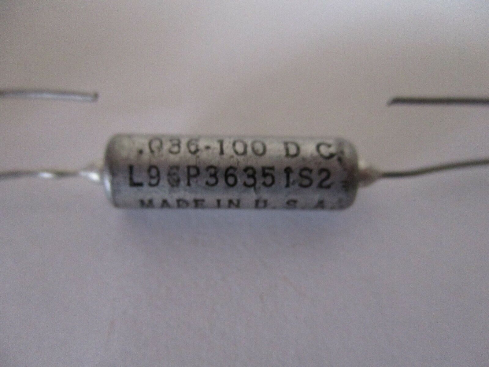 Spague Vitamin Q 0.36 100V Capacitor Paper Dielectric Fixed L96P36351S2 