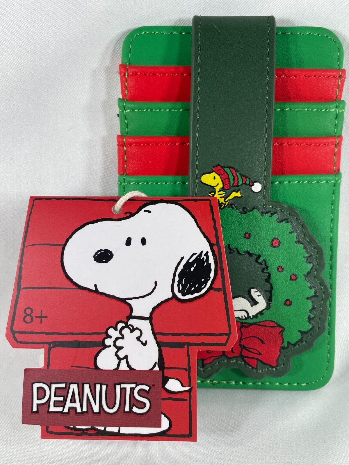 LIMITED EDITION Loungefly x Peanuts Snoopy Wreath Green Snap Wallet Festive Holi