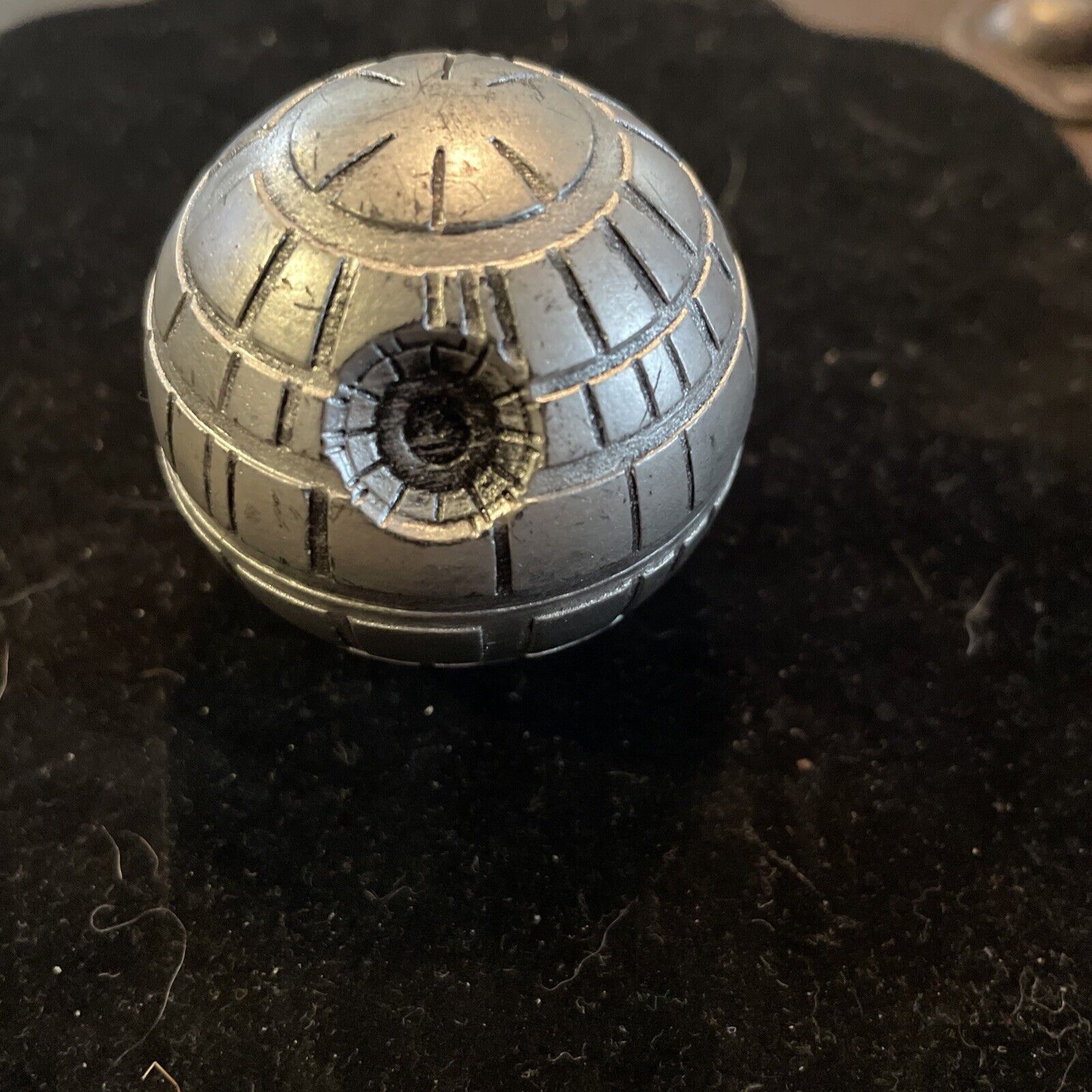 Death Star Tobacco Grinder Must Have Show Your Friends. Magnetic Fit. Go Wars