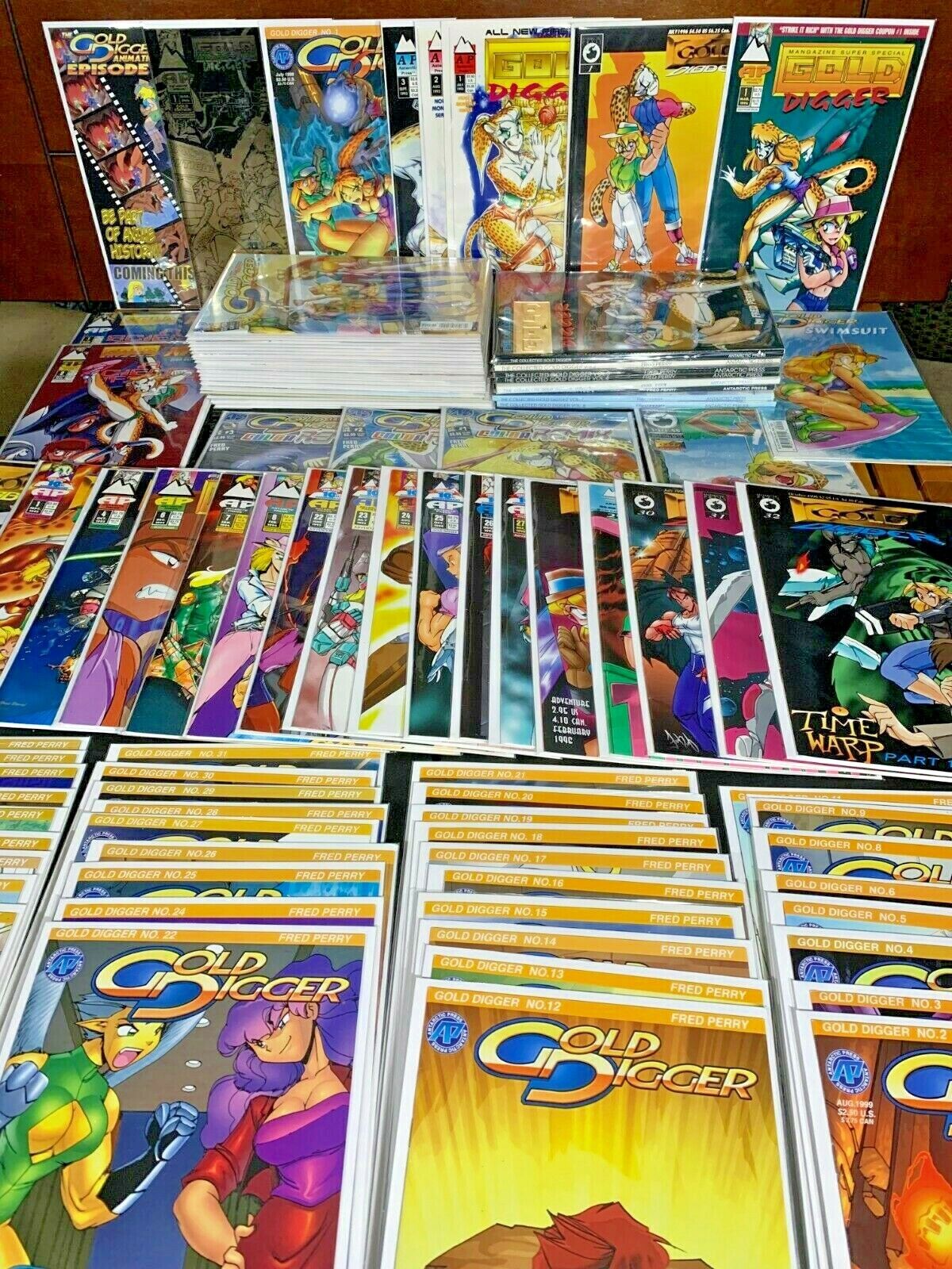 100+ Comic Lot GOLD DIGGER Antarctic Press 1993 1994 SIGNED Fred Perry 1 2 3 4 5