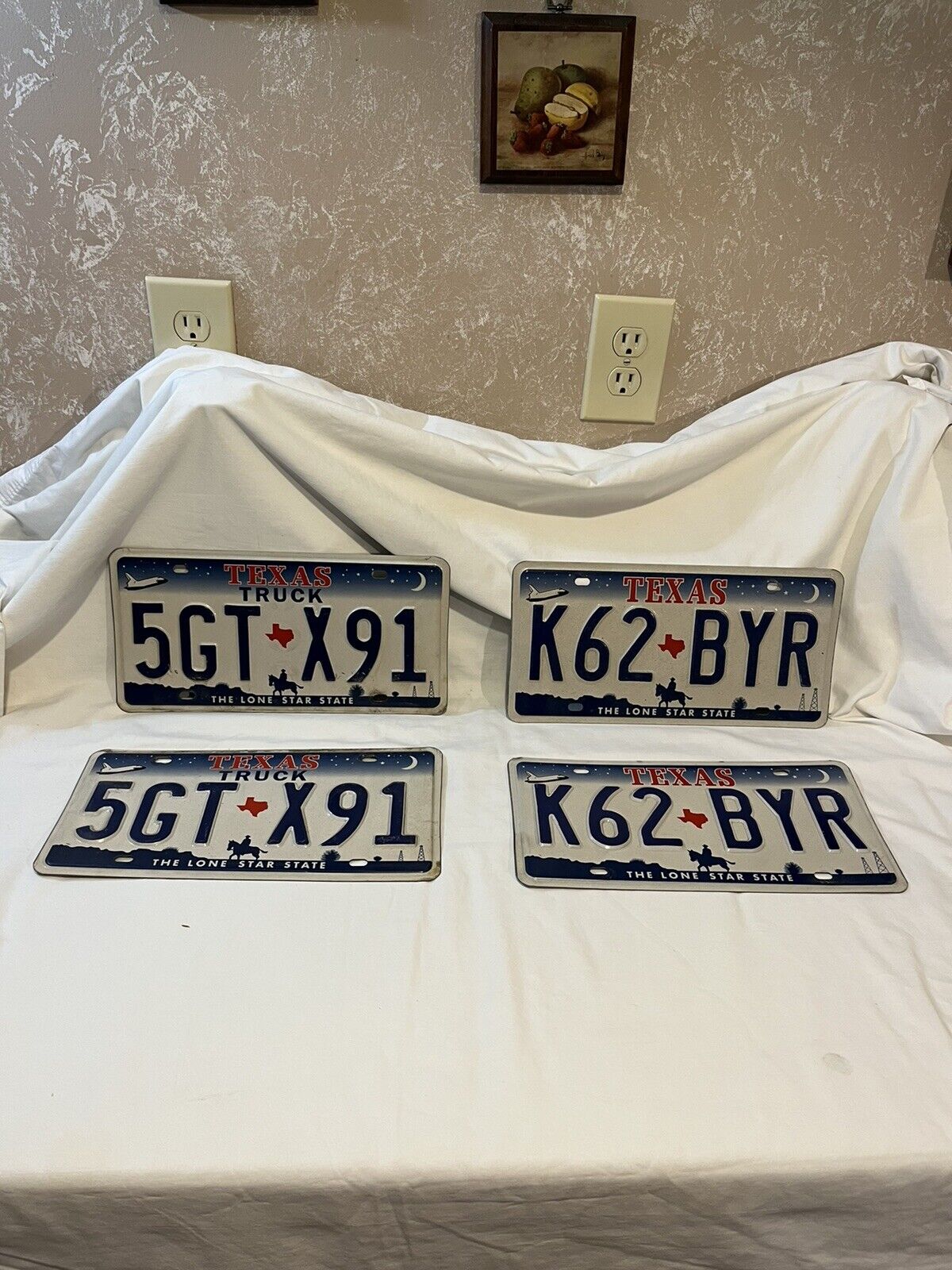 Texas Vintage (2) Pair of Collectible Truck License Plates