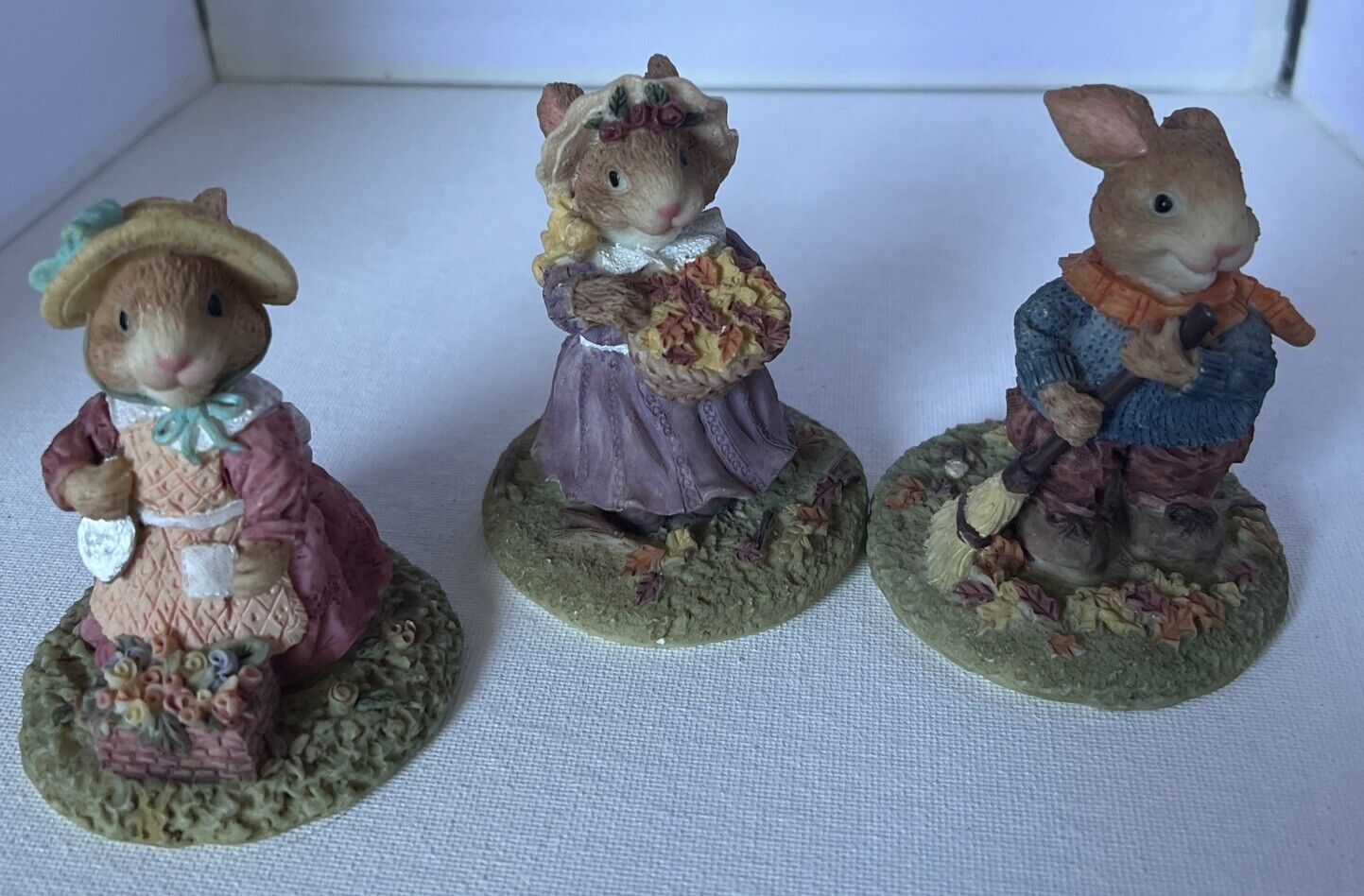 Vintage Resin Bunnies Figurines Set Of 3