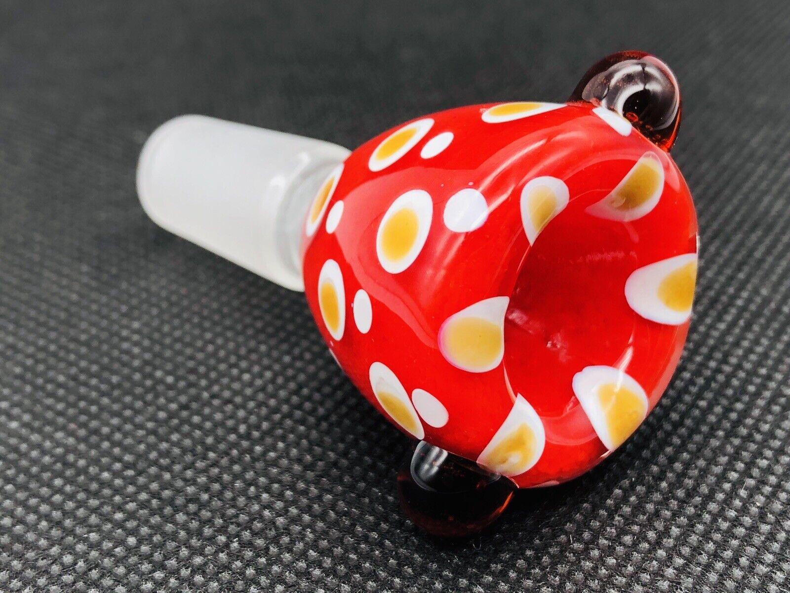 New 14mm Collectible Red Polka Dot Premium Glass Bowl Male Joint Art USA