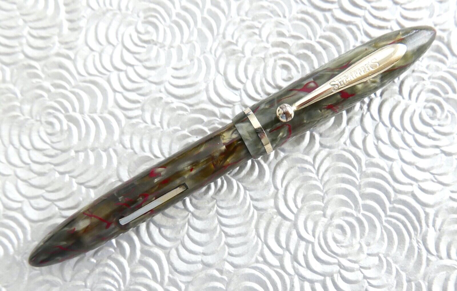 1930\'s Sheaffer Balance Fountain Pen Red Veined Celluloid & 14k Nib (WORKS)