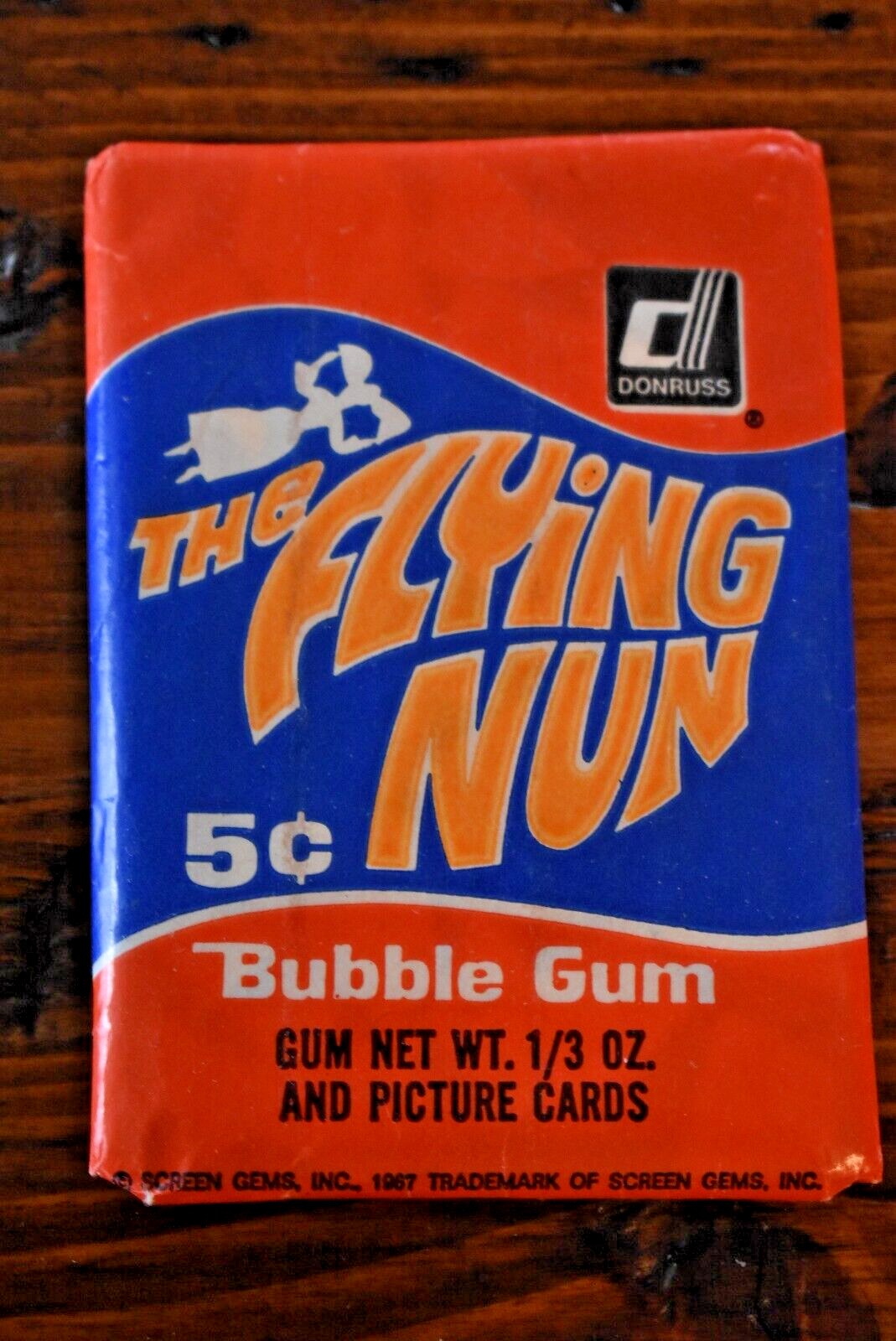 1968 Flying Nun TV SHOW UNOPENED Bubble Gum Wax Pack Sally Fields