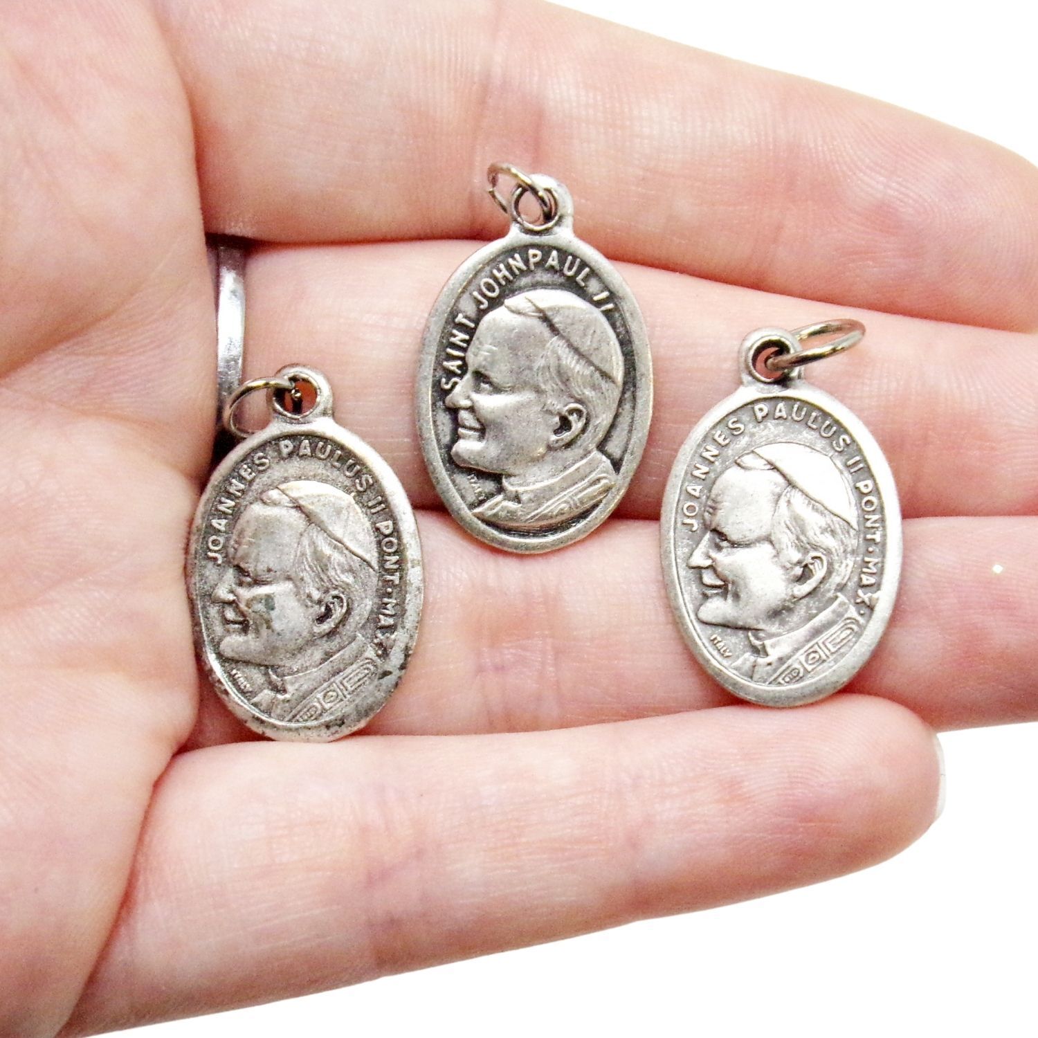 St Saint John Paul II Silver Tone Prayer Pendant Medals for Rosary Parts 1 In