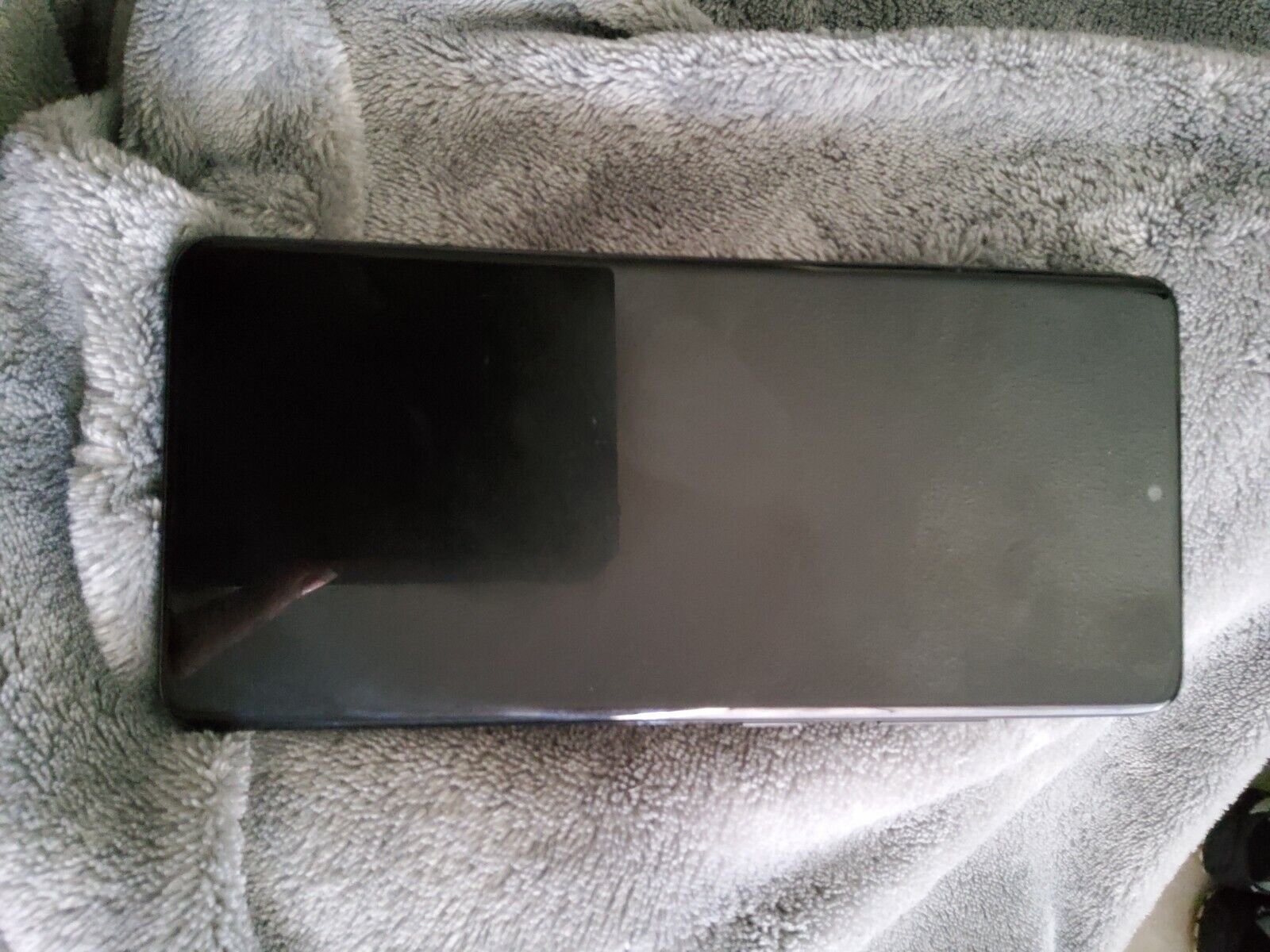 Samsung Galaxy S21 Ultra 5G SM-G998U - 128GB - Phantom Black (Unlocked)