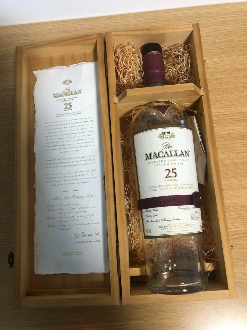 Macallan 25 Year Old Empty Bottle with Wooden Case Scotch Whiskey