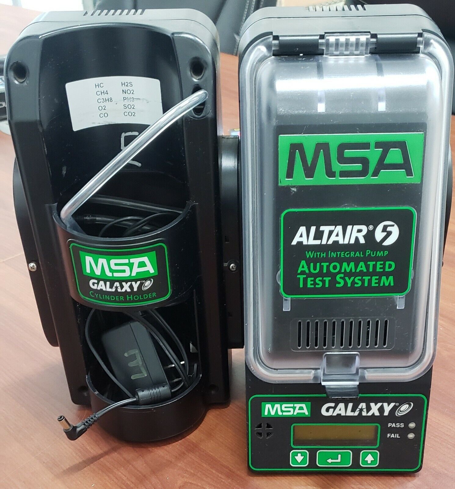 MSA Galaxy ALTAIR 5 Automated Gas Test System and Cylinder Holder