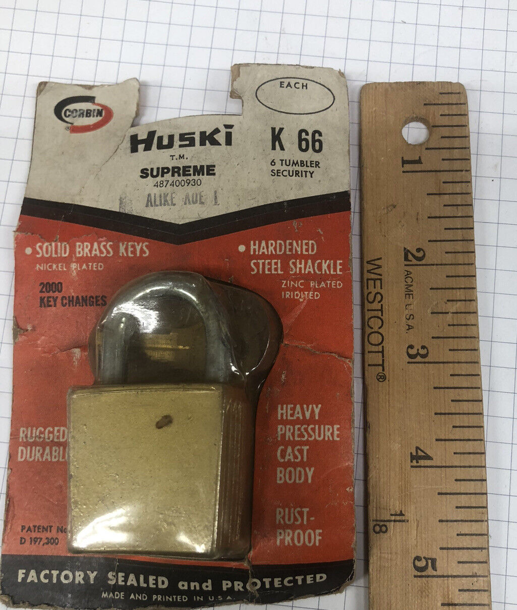 Corbin Padlock Emhart Cabinet Corp Berlin Ct Vintage Huski K66 In Package 2 Keys