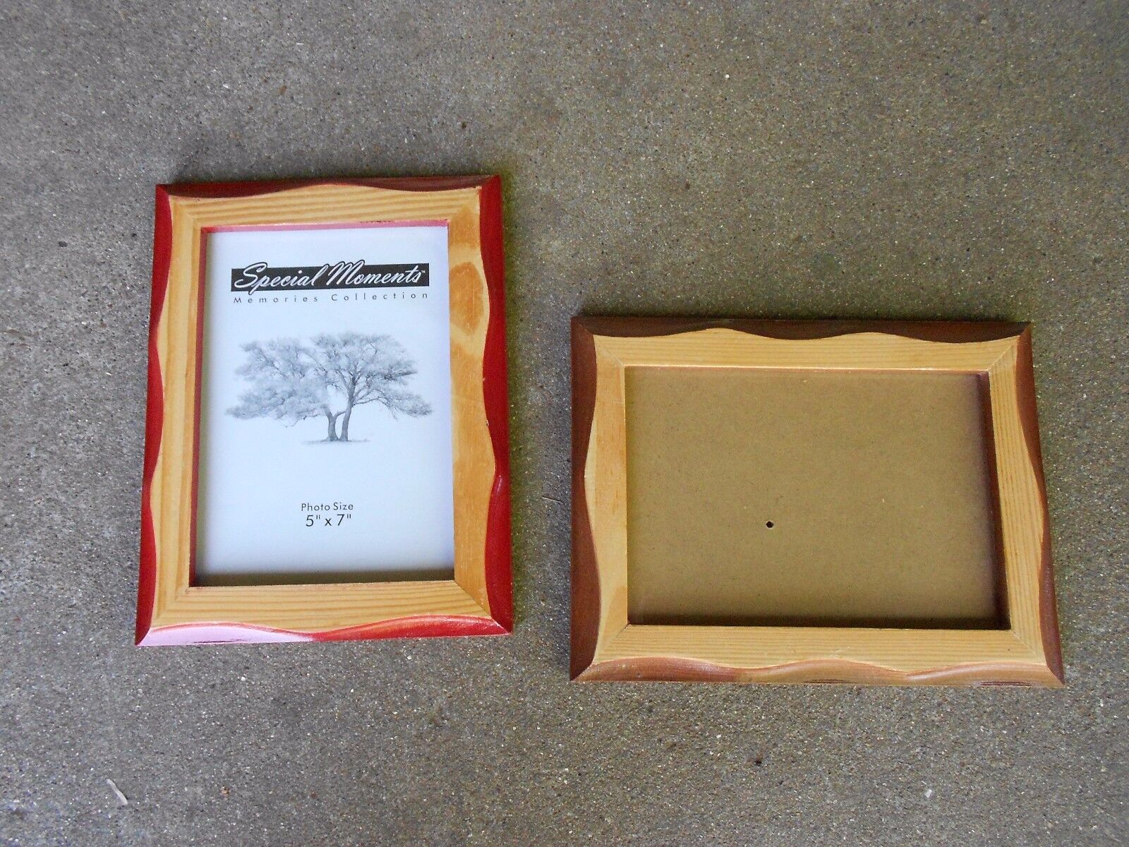 2 Wooden Special Moments Memories Collection PICTURE FRAMES  5 x 7 Photo 