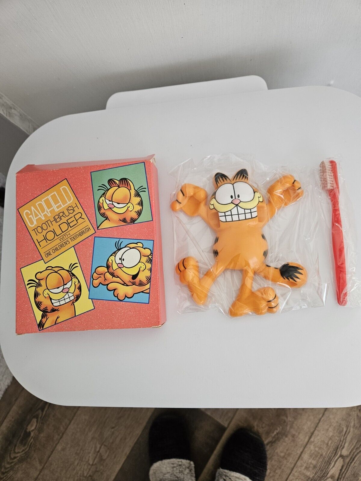 1978 Garfield Toothbrush Holder and Toothbrush New in Box
