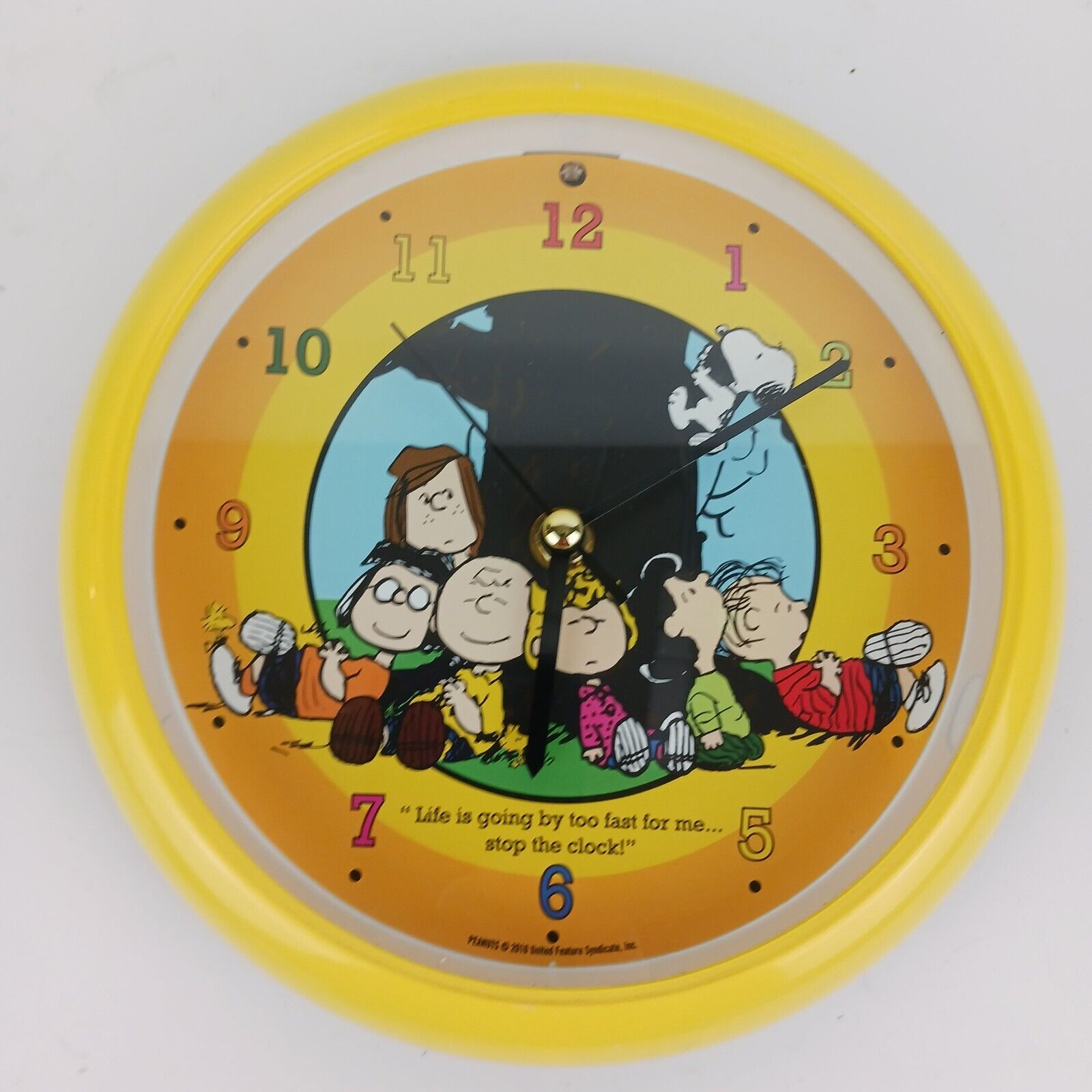 2010 Multicolor Peanuts Gang  Linus And Lucy Song Sound Clock Round Shape