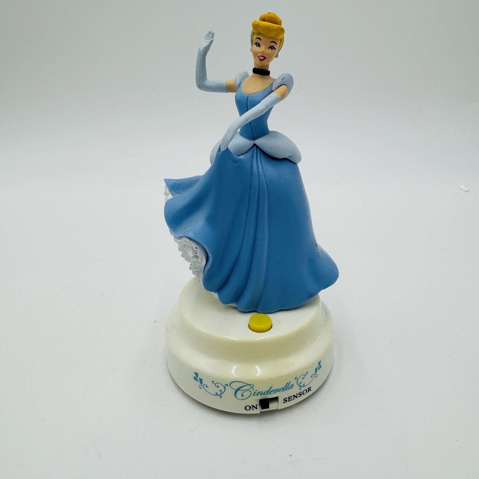Disney Gemmy Talking Cinderella Princess Figurine Vintage 