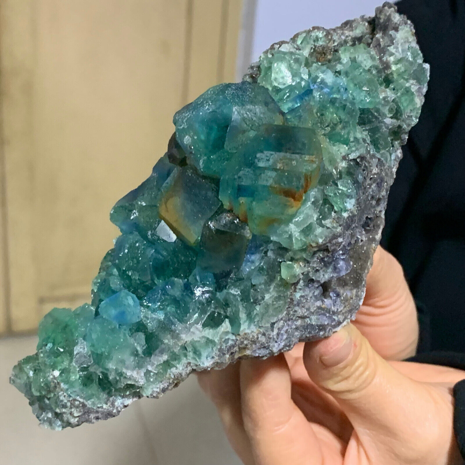 1.15LB Rare crystal samples of transparent green cubic fluorite/China