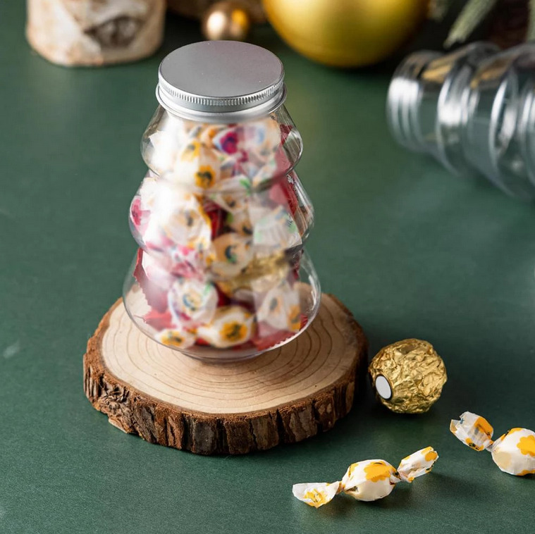 The ideal candy jar selection for Christmas. Christmas tree themed candy jar