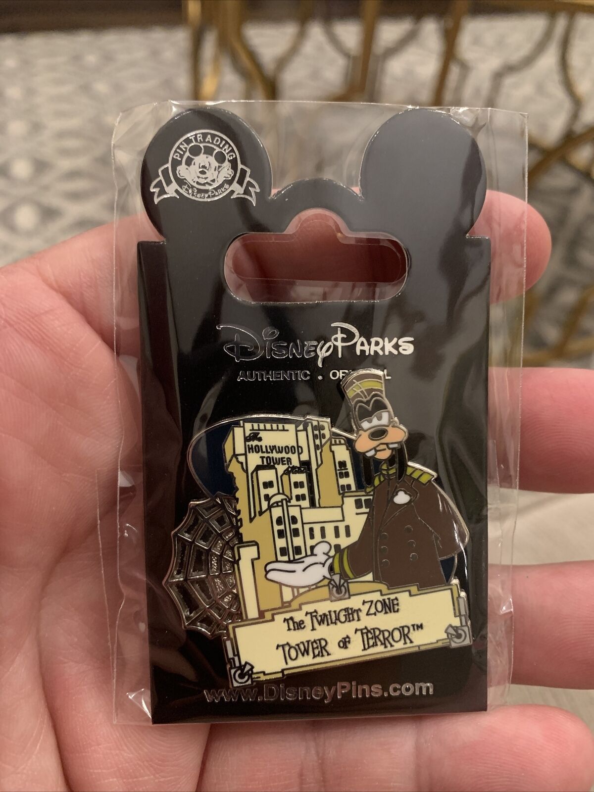 Disney Parks Trading Pin The Twilight Zone Tower of Terror Goofy as a Bellhop